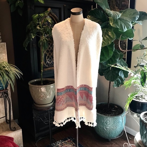 Hommage Trix Teddy Bear faux fur boho poncho - Picture 3 of 8